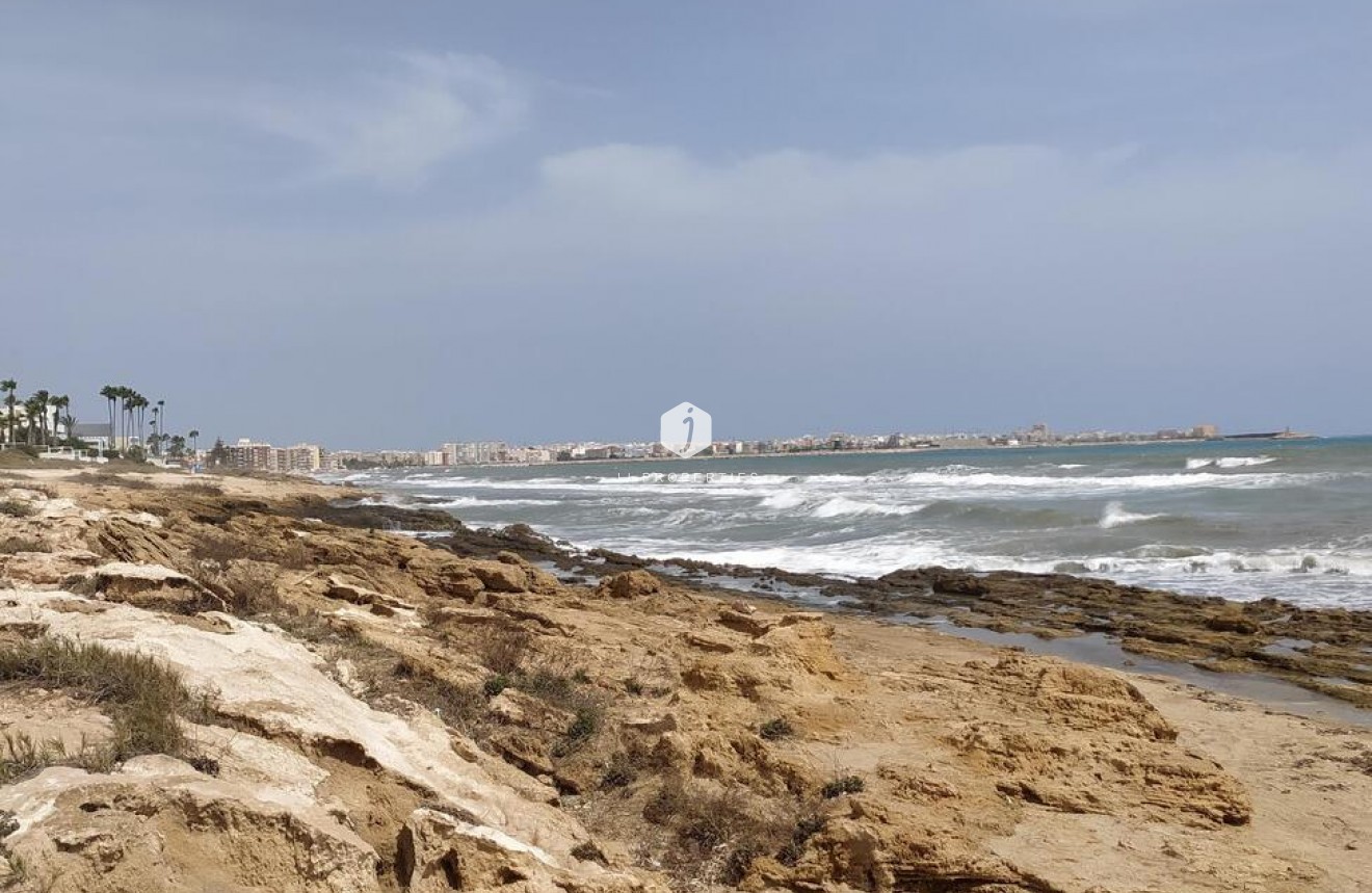 Tweedehands - Bungalow -
Torrevieja - LA VELETA MAR AZUL