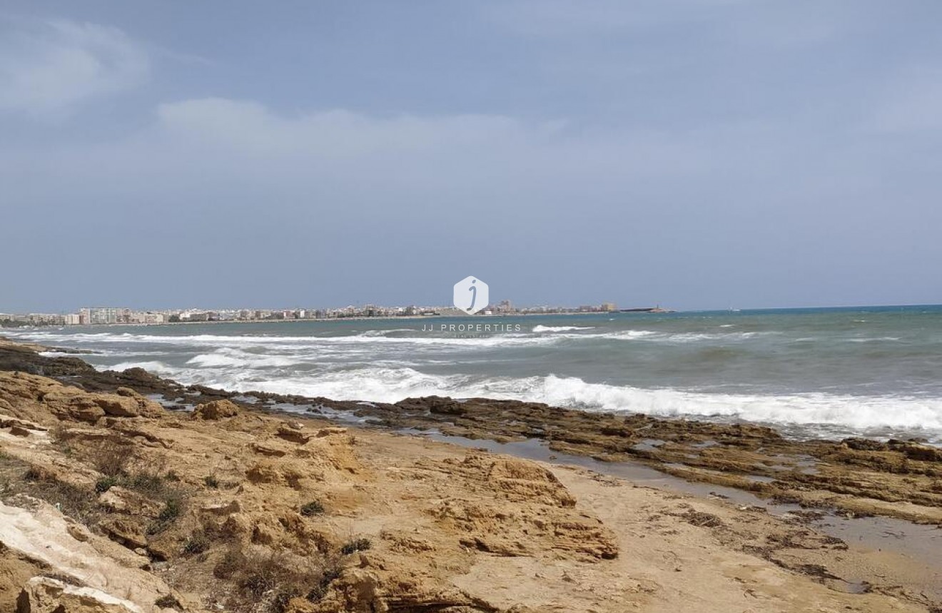 Tweedehands - Bungalow -
Torrevieja - LA VELETA MAR AZUL