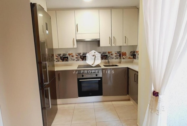 Segunda mano - Apartamento / piso -
Torrevieja - Centro