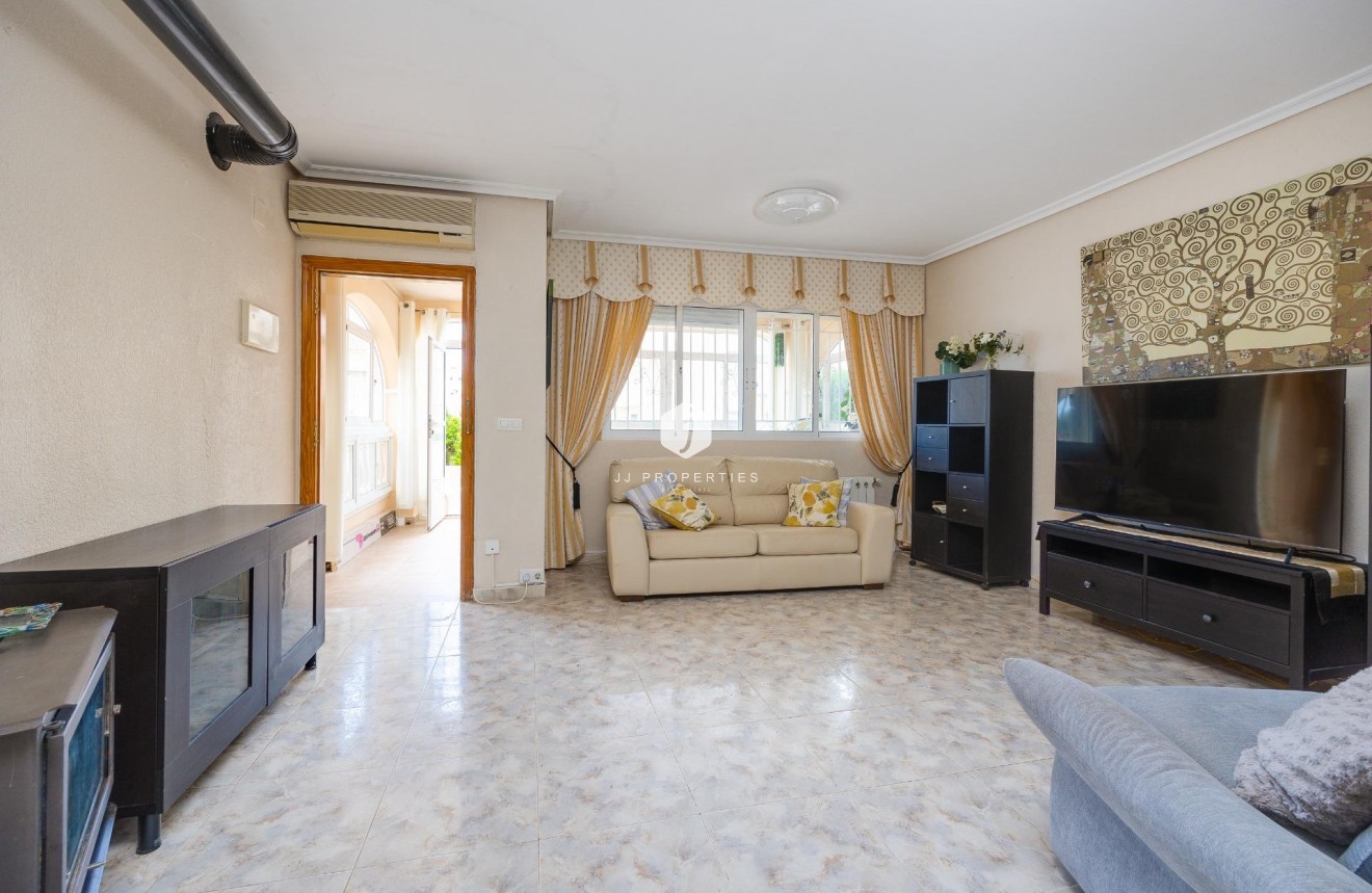 Tweedehands - Villa -
Orihuela Costa - Villamartín-las Filipinas