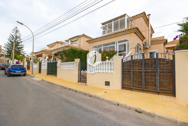 Tweedehands - Villa -
Orihuela Costa - Villamartín-las Filipinas