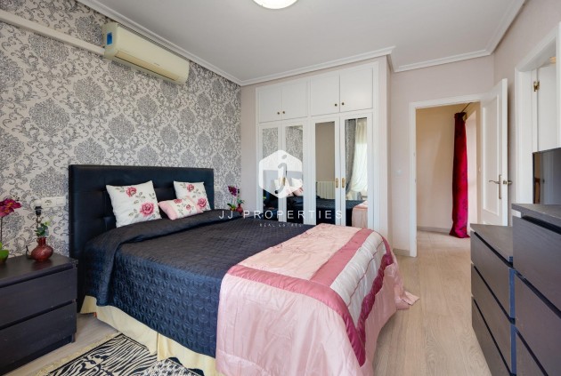 Tweedehands - Villa -
Orihuela Costa - Villamartín-las Filipinas