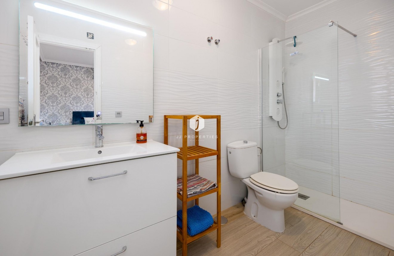 Tweedehands - Villa -
Orihuela Costa - Villamartín-las Filipinas