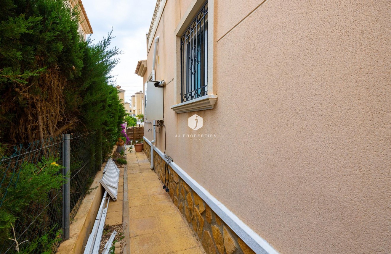 Tweedehands - Villa -
Orihuela Costa - Villamartín-las Filipinas