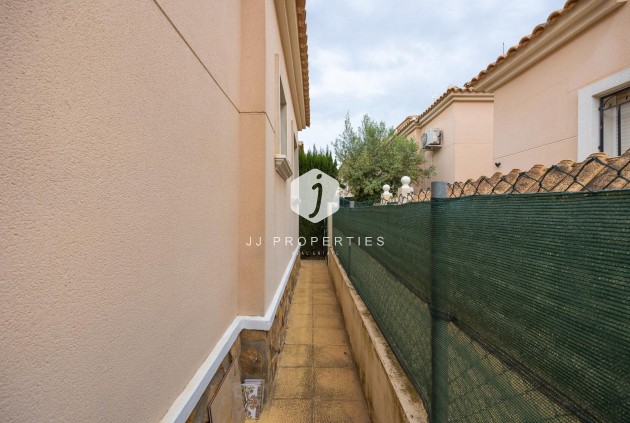 Tweedehands - Villa -
Orihuela Costa - Villamartín-las Filipinas