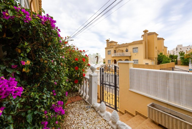 Tweedehands - Villa -
Orihuela Costa - Villamartín-las Filipinas