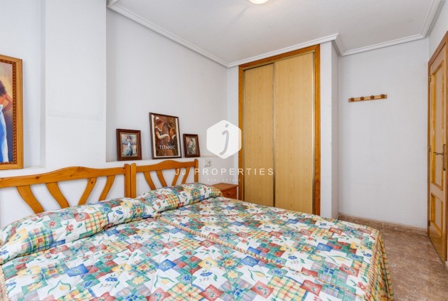 Tweedehands - Appartement / flat -
Torrevieja - Costa Blanca