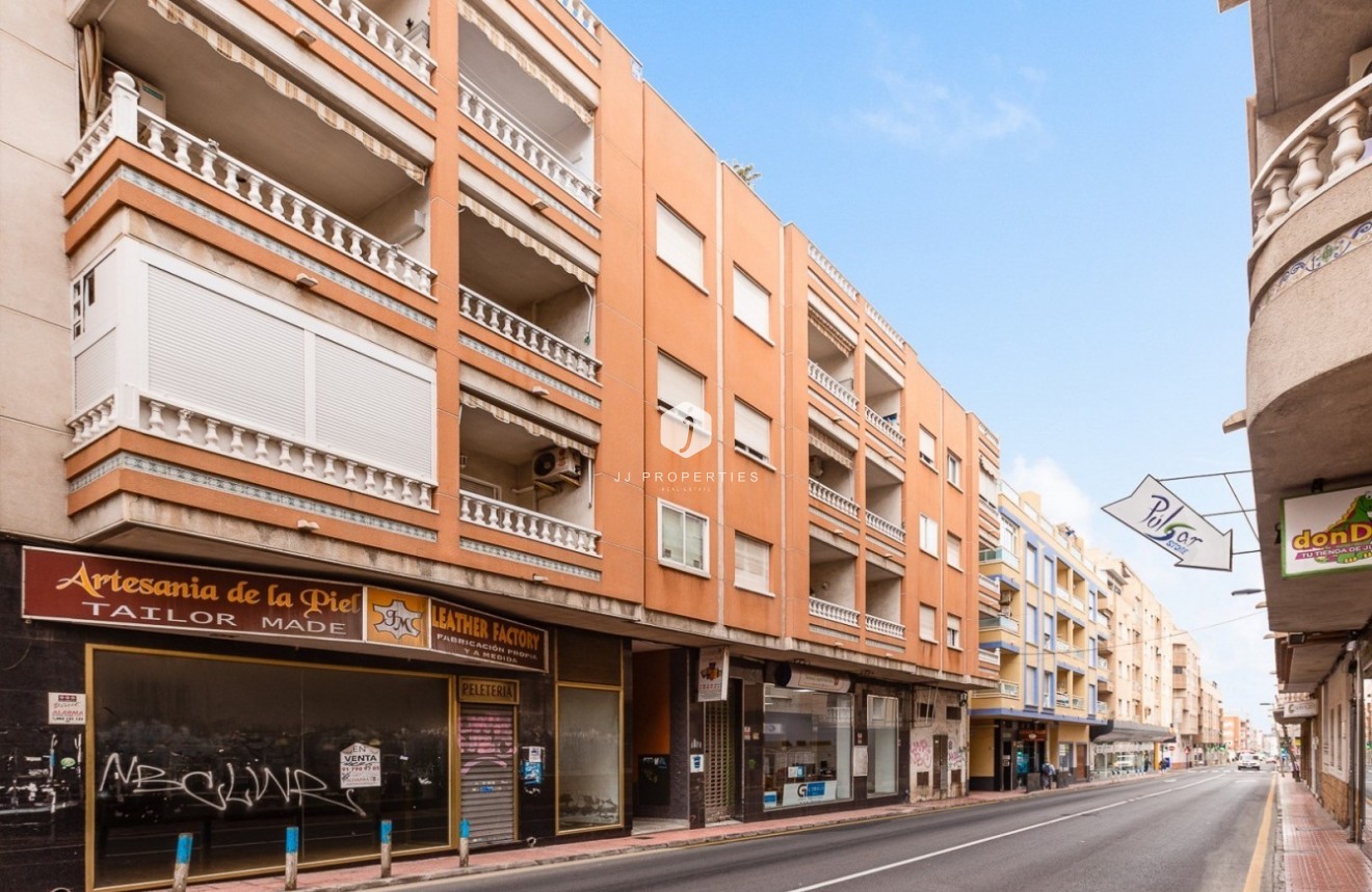 Tweedehands - Appartement / flat -
Torrevieja - Costa Blanca