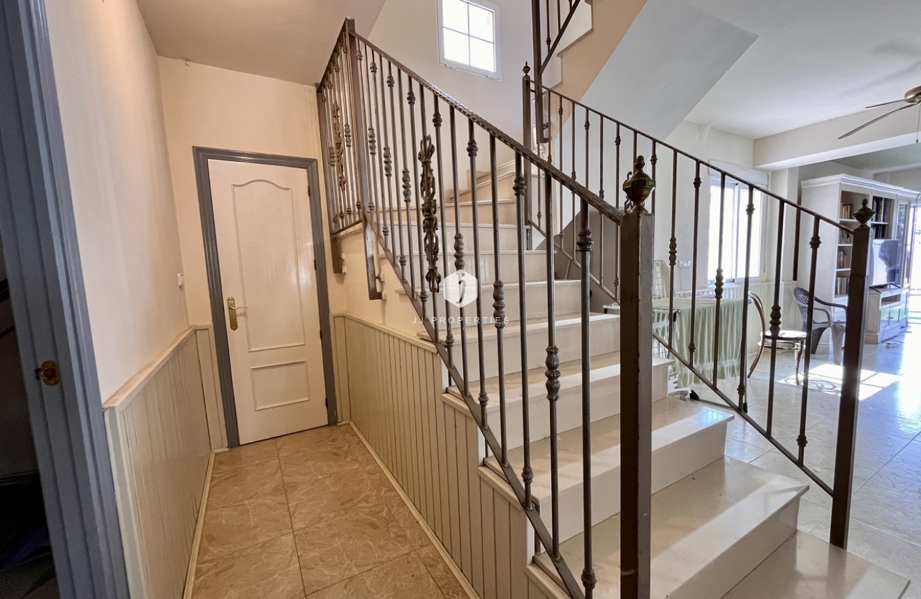 Tweedehands - Villa -
La Zenia - Costa Blanca