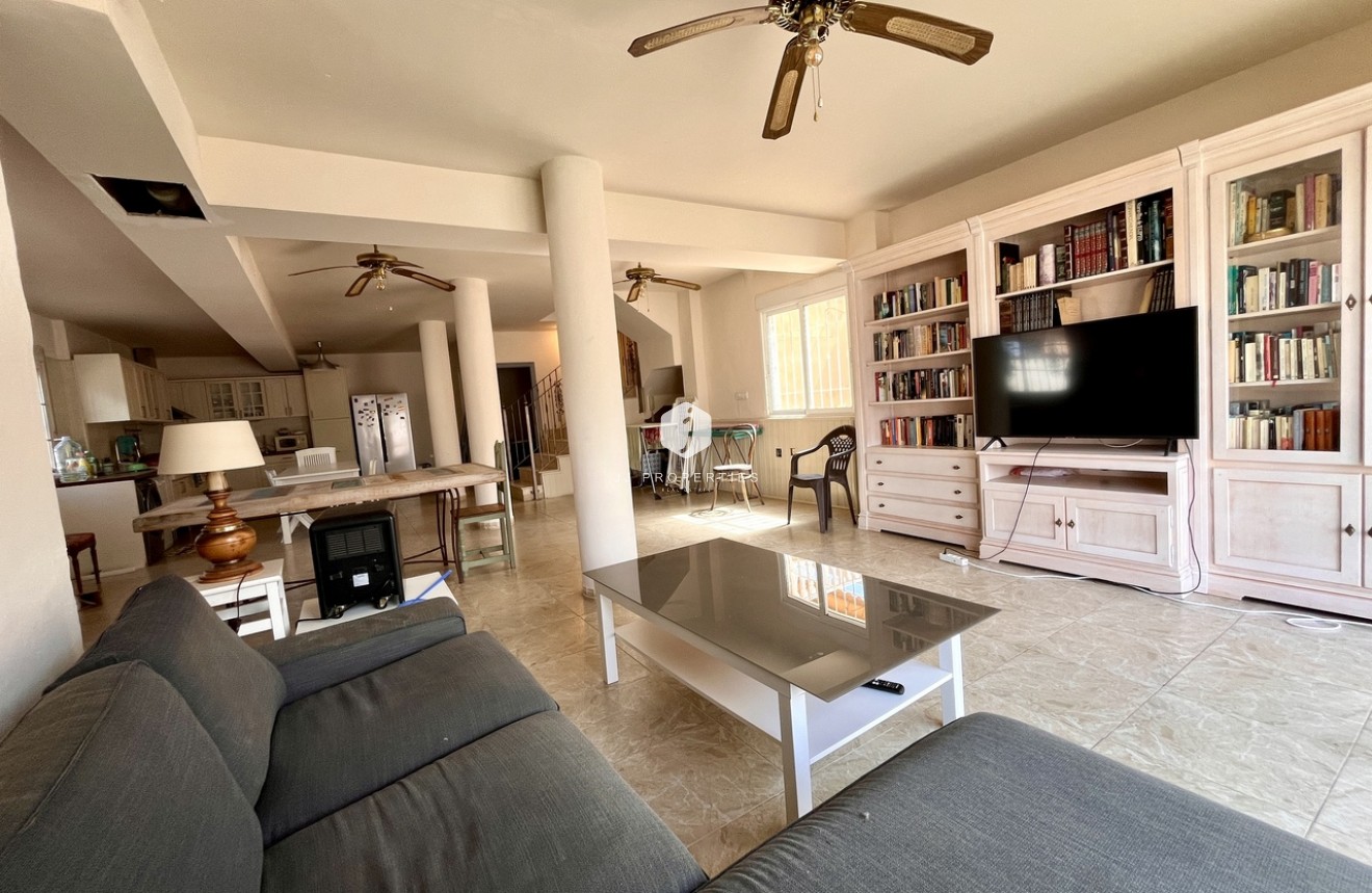 Tweedehands - Villa -
La Zenia - Costa Blanca