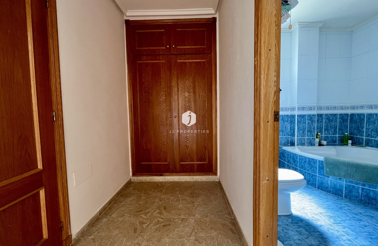 Tweedehands - Villa -
La Zenia - Costa Blanca