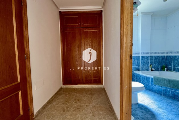 Tweedehands - Villa -
La Zenia - Costa Blanca