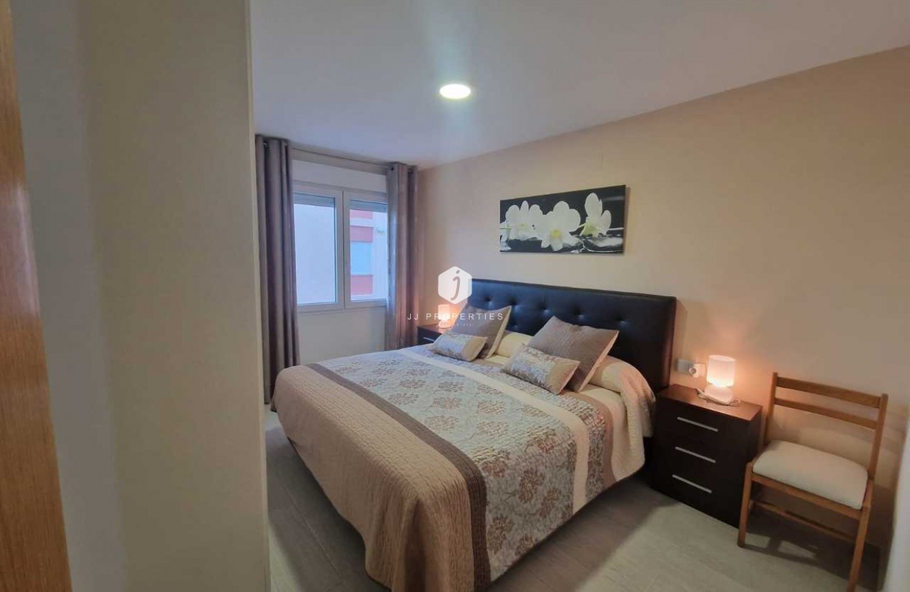 Tweedehands - Appartement / flat -
Torrevieja - Costa Blanca