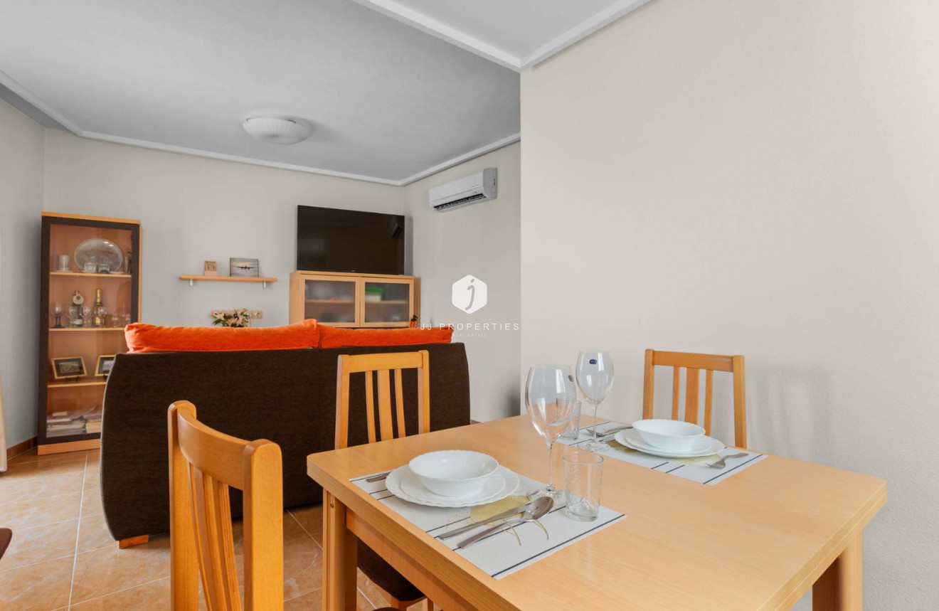 Tweedehands - Appartement / flat -
Torrevieja - Costa Blanca