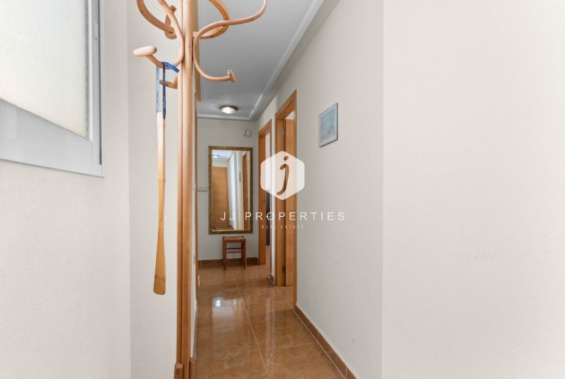 Tweedehands - Appartement / flat -
Torrevieja - Costa Blanca