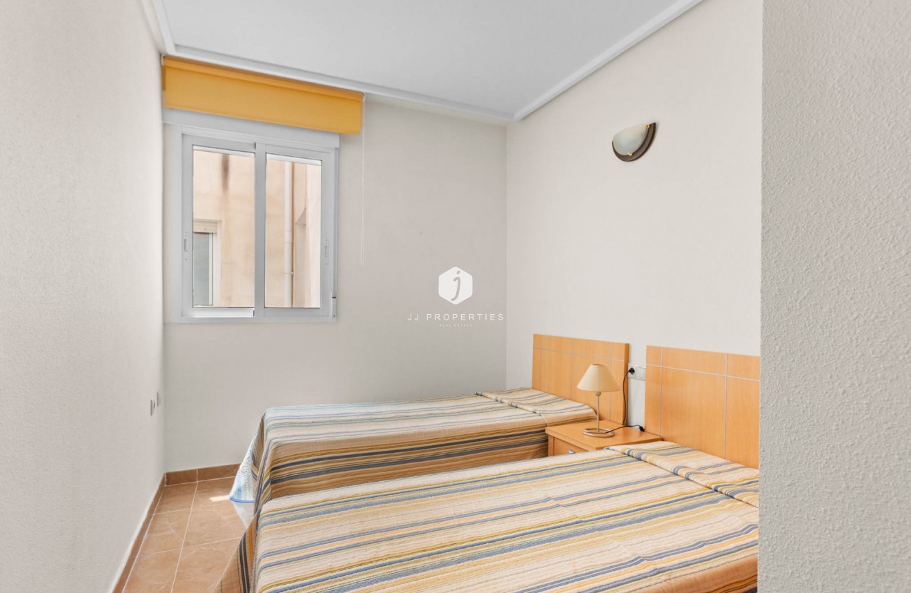 Tweedehands - Appartement / flat -
Torrevieja - Costa Blanca