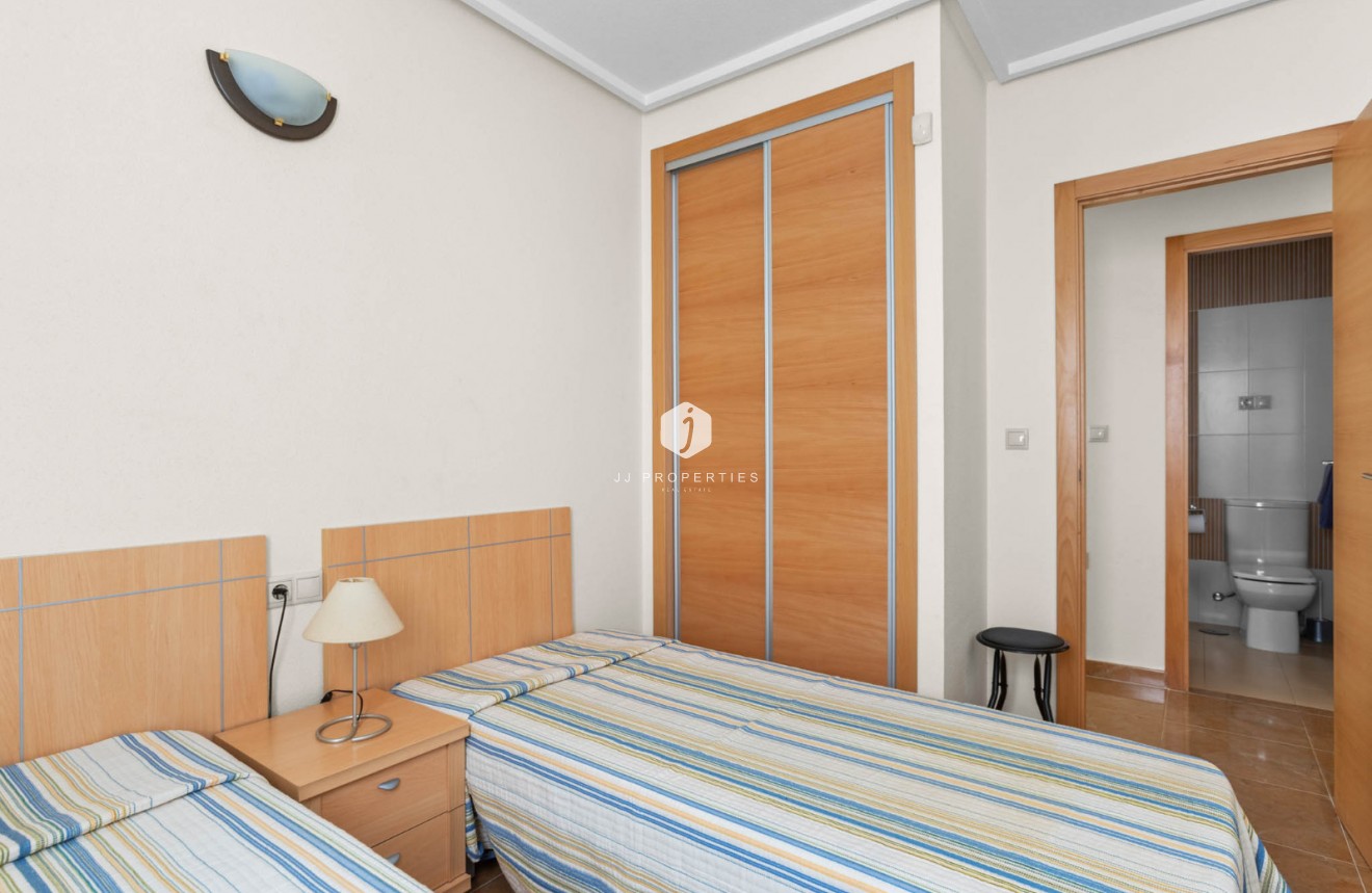 Tweedehands - Appartement / flat -
Torrevieja - Costa Blanca