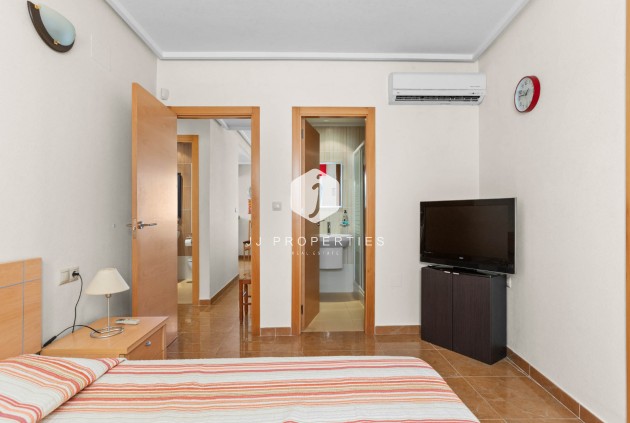 Tweedehands - Appartement / flat -
Torrevieja - Costa Blanca