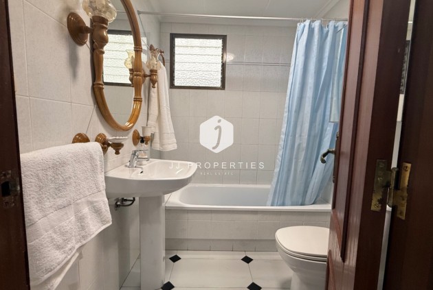 Tweedehands - Appartement / flat -
Torrevieja - Costa Blanca