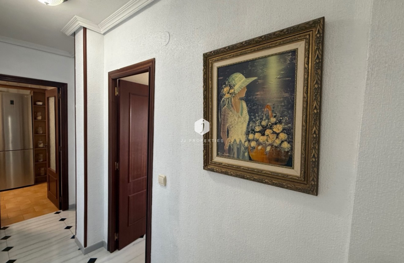 Tweedehands - Appartement / flat -
Torrevieja - Costa Blanca