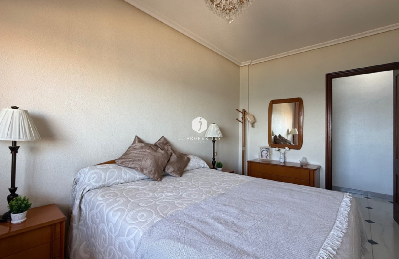 Tweedehands - Appartement / flat -
Torrevieja - Costa Blanca