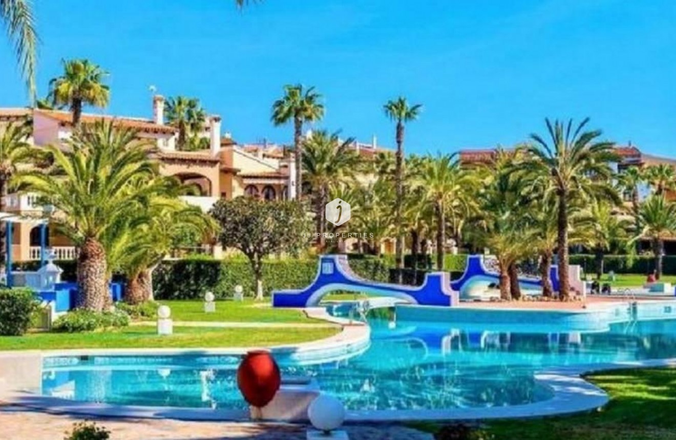 Tweedehands - Penthouse -
Torrevieja - Los Frutales