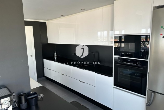 Tweedehands - Penthouse -
Torrevieja - El Acequión - Los Náufragos