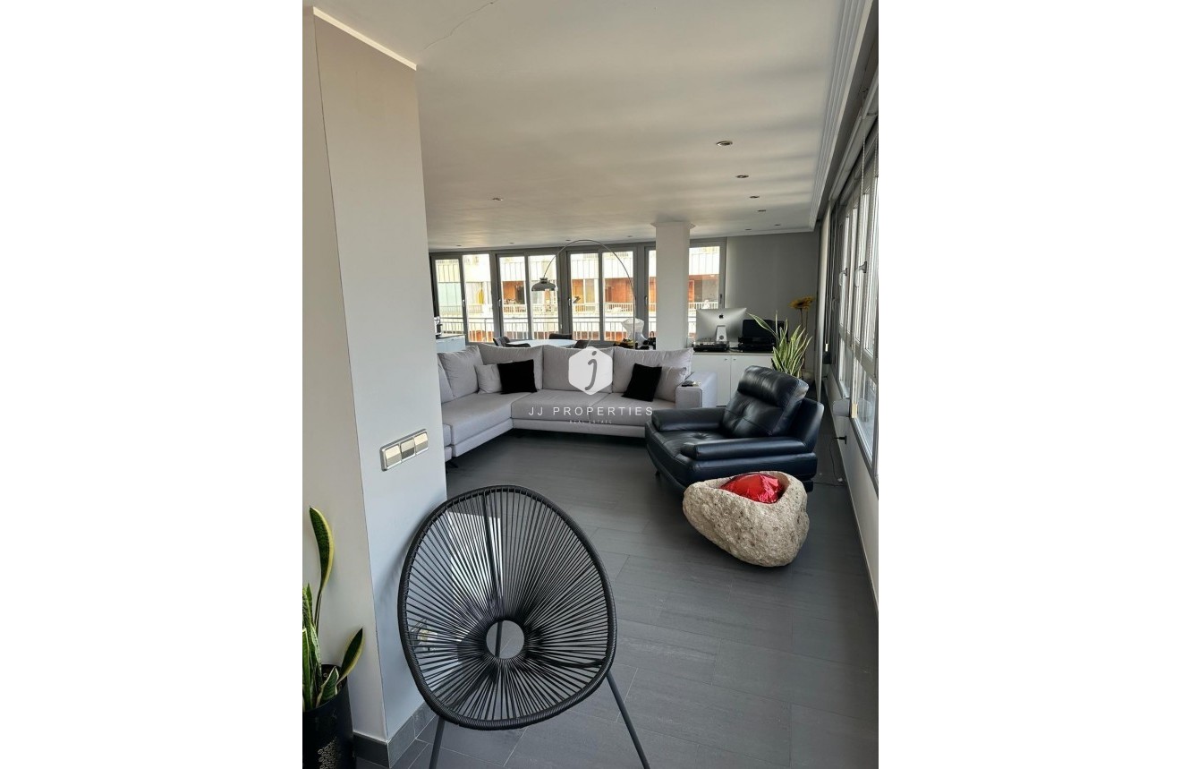 Tweedehands - Penthouse -
Torrevieja - El Acequión - Los Náufragos