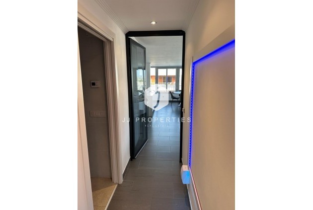 Tweedehands - Penthouse -
Torrevieja - El Acequión - Los Náufragos