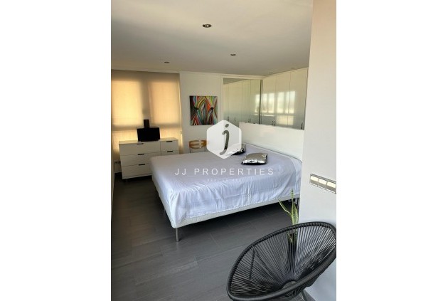 Tweedehands - Penthouse -
Torrevieja - El Acequión - Los Náufragos