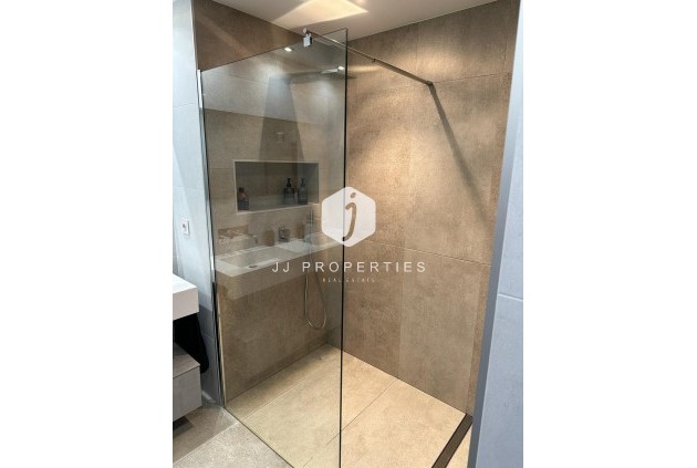 Tweedehands - Penthouse -
Torrevieja - El Acequión - Los Náufragos