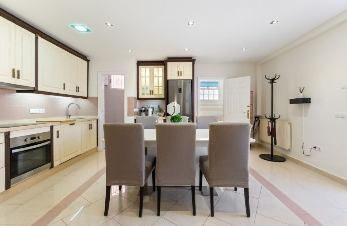 Tweedehands - Chalet -
Torrevieja - Los Frutales/ La Rosaleda