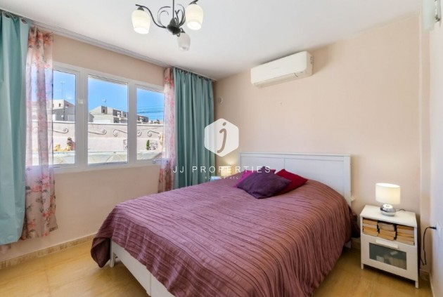 Tweedehands - Chalet -
Torrevieja - Los Frutales/ La Rosaleda