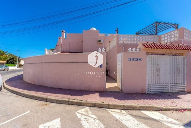 Tweedehands - Chalet -
Torrevieja - Los Frutales/ La Rosaleda