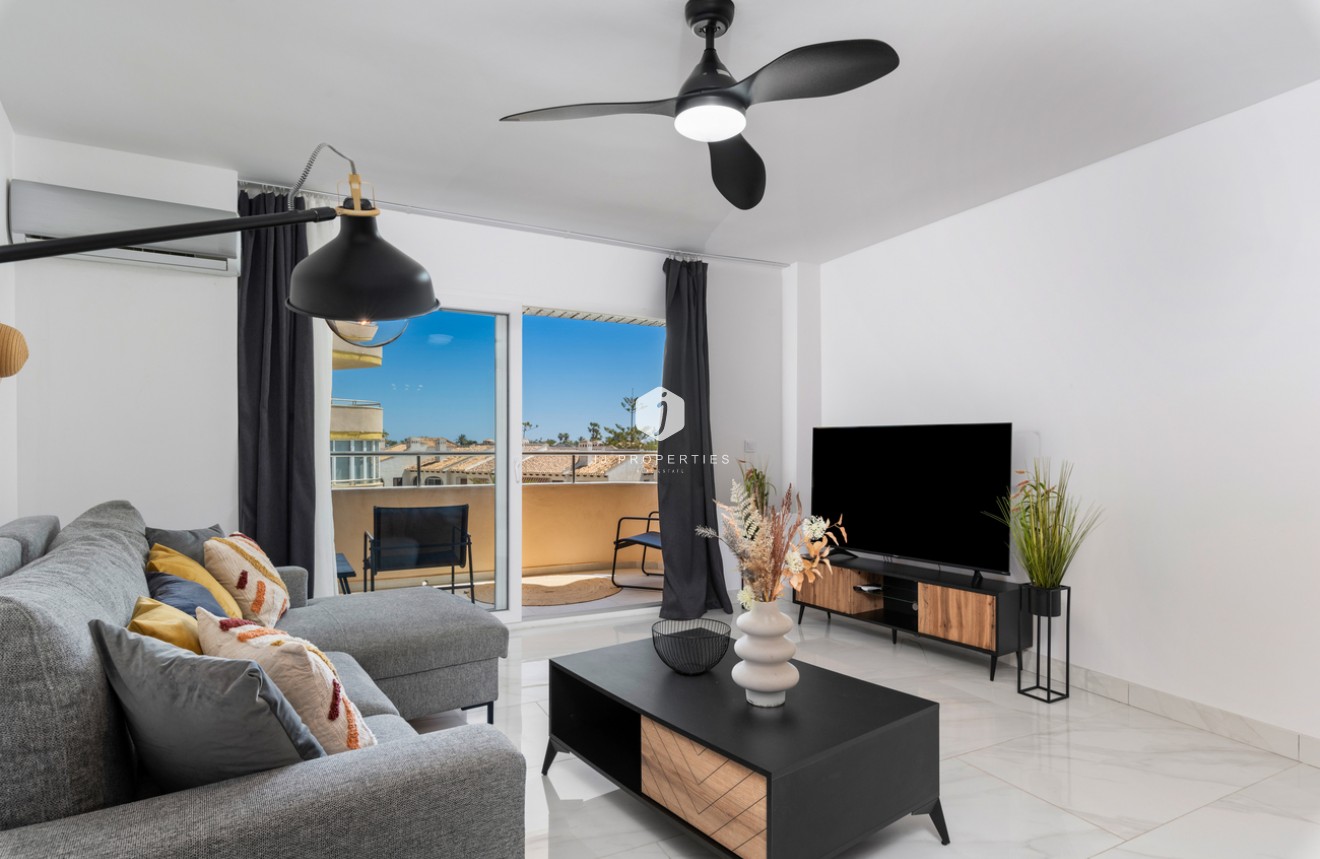 Tweedehands - Appartement / flat -
La Zenia - Costa Blanca