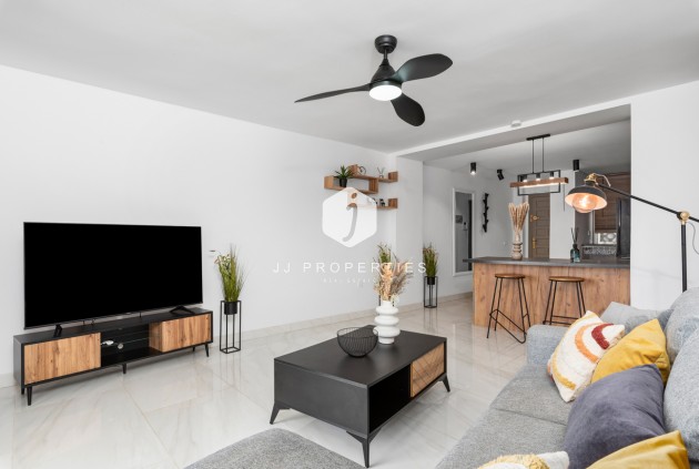 Tweedehands - Appartement / flat -
La Zenia - Costa Blanca