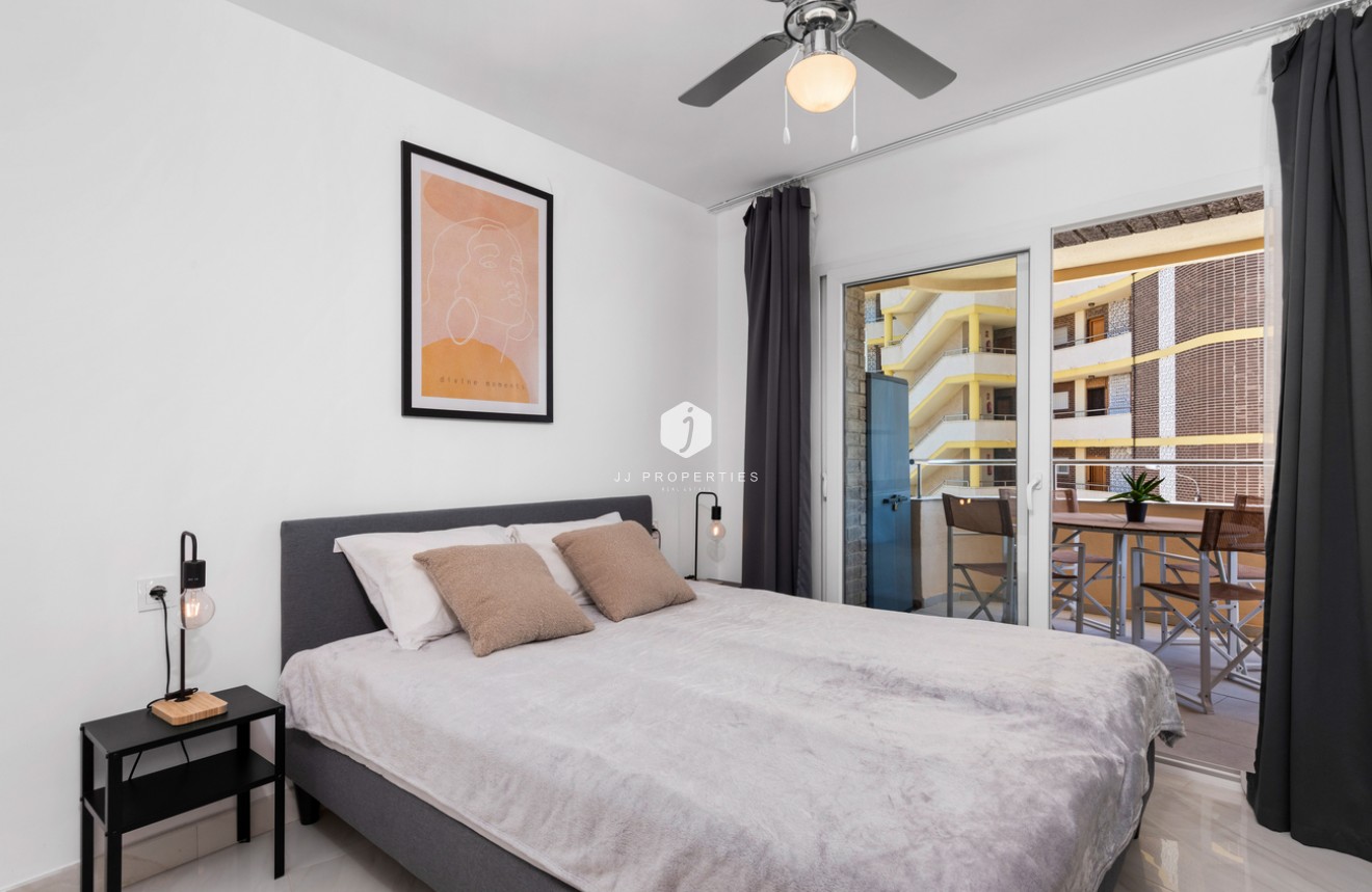 Tweedehands - Appartement / flat -
La Zenia - Costa Blanca