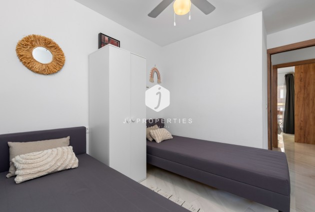 Tweedehands - Appartement / flat -
La Zenia - Costa Blanca