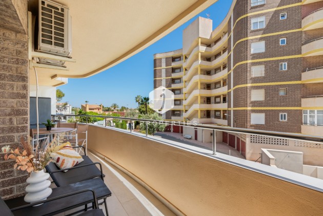 Tweedehands - Appartement / flat -
La Zenia - Costa Blanca