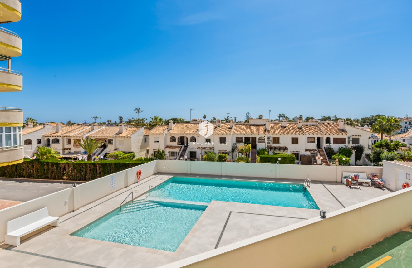 Tweedehands - Appartement / flat -
La Zenia - Costa Blanca