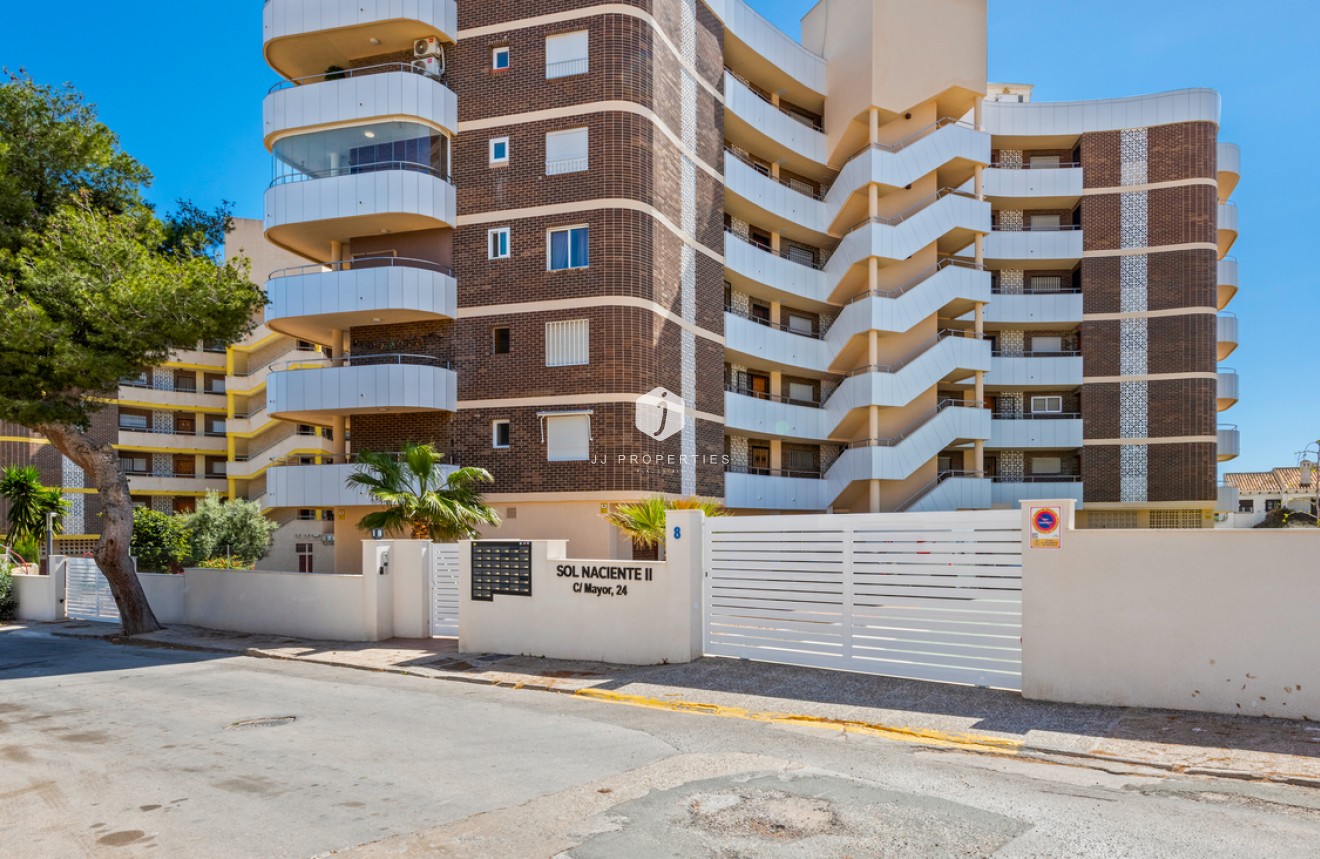 Tweedehands - Appartement / flat -
La Zenia - Costa Blanca
