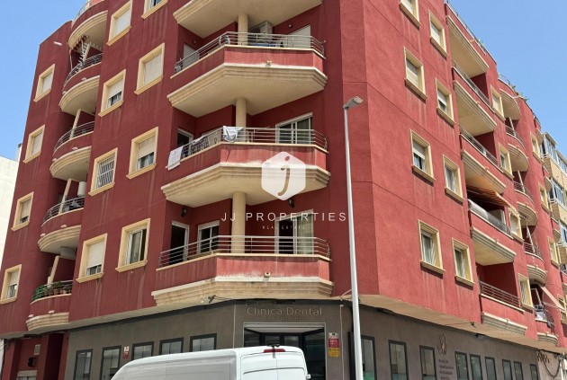 Tweedehands - Appartement / flat -
Torrevieja - Costa Blanca