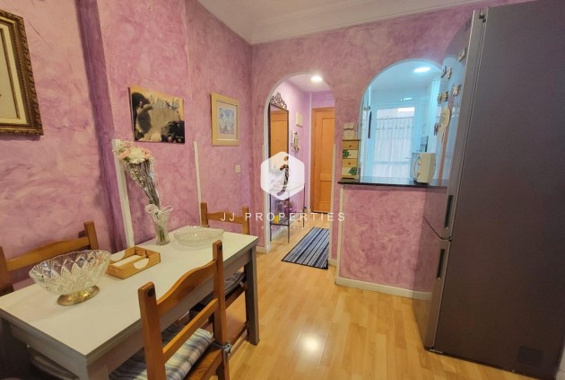 Tweedehands - Appartement / flat -
Torrevieja - Playa del Cura