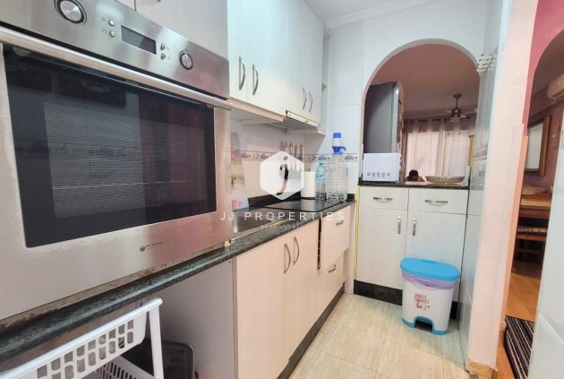 Tweedehands - Appartement / flat -
Torrevieja - Playa del Cura