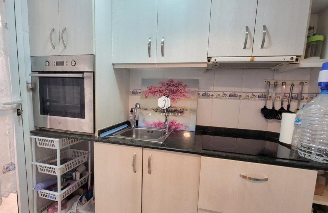 Tweedehands - Appartement / flat -
Torrevieja - Playa del Cura