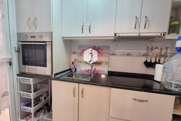 Tweedehands - Appartement / flat -
Torrevieja - Playa del Cura