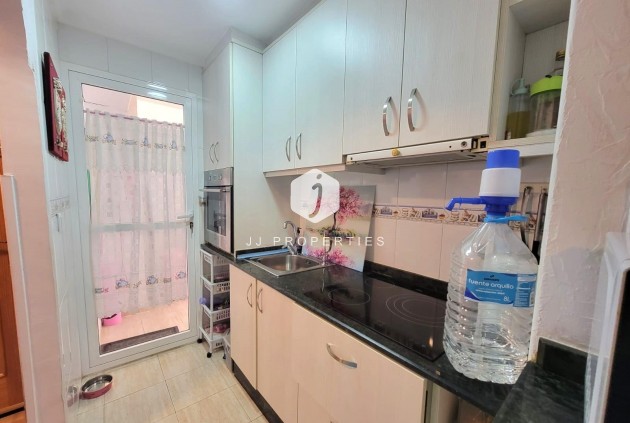 Tweedehands - Appartement / flat -
Torrevieja - Playa del Cura