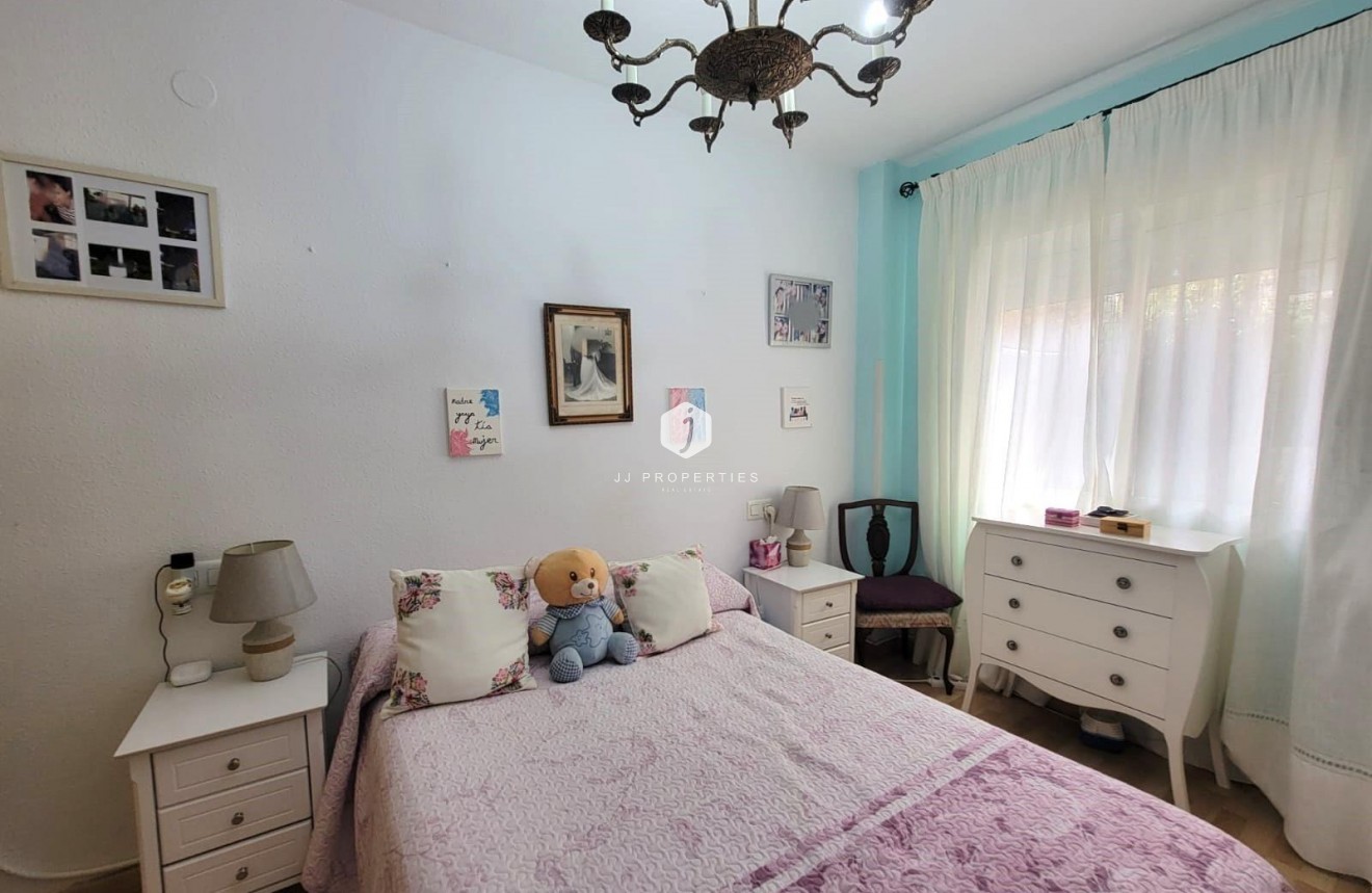 Tweedehands - Appartement / flat -
Torrevieja - Playa del Cura