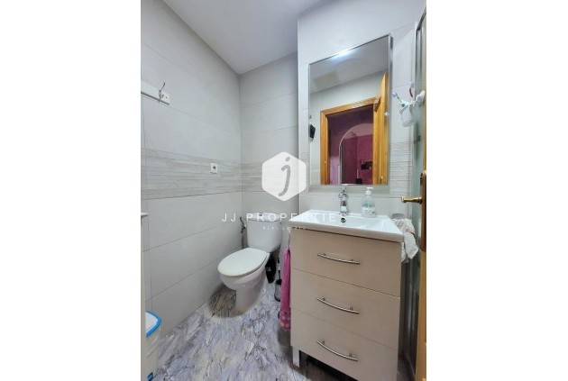 Tweedehands - Appartement / flat -
Torrevieja - Playa del Cura