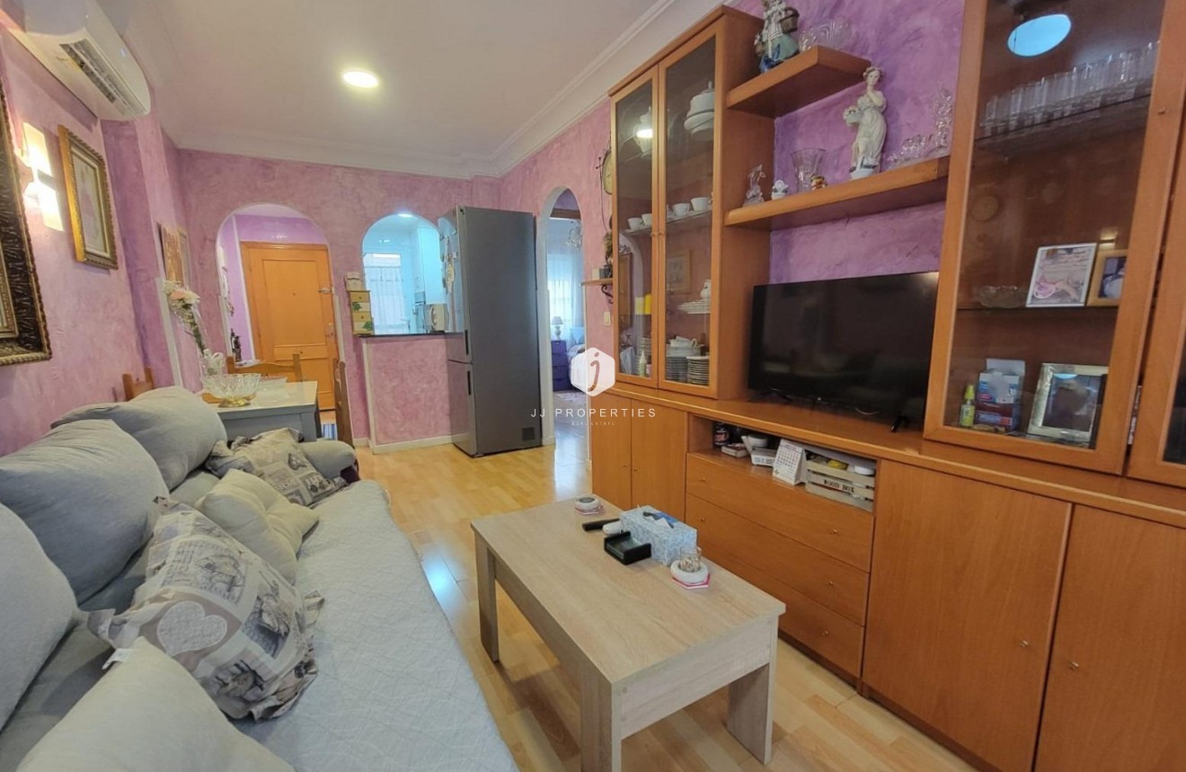 Tweedehands - Appartement / flat -
Torrevieja - Playa del Cura